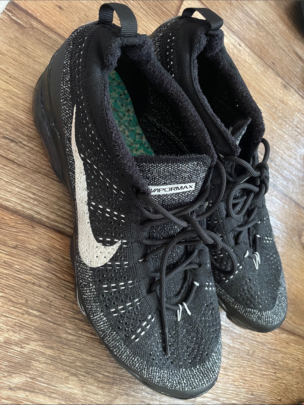 Nike Air Vapormax 2023 Flyknit Men Size 11